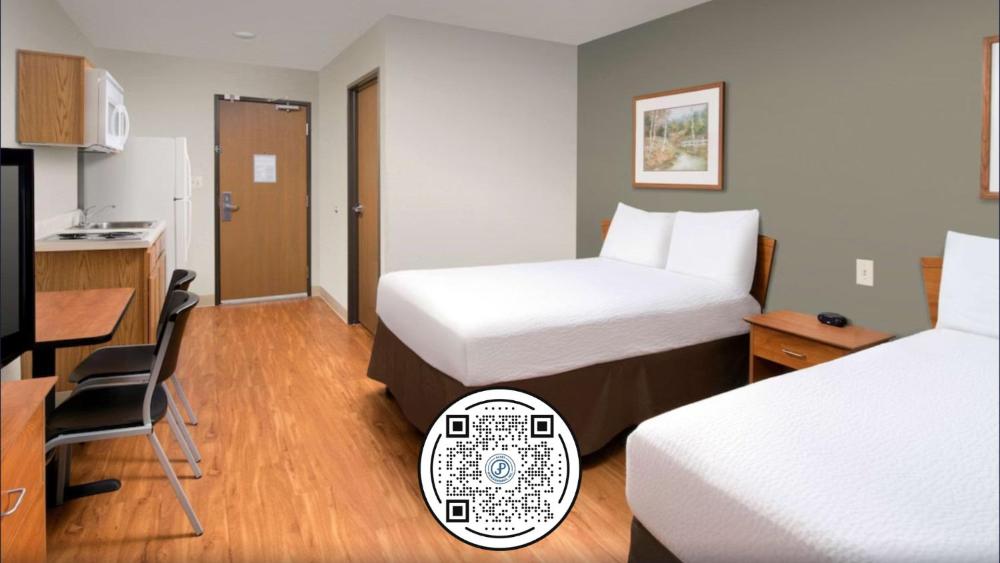 Double Room with Two Double Beds - Non-Smoking interior